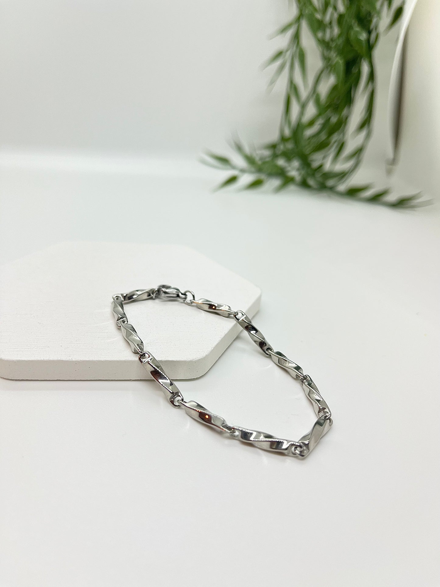 Moebius chain bracelet