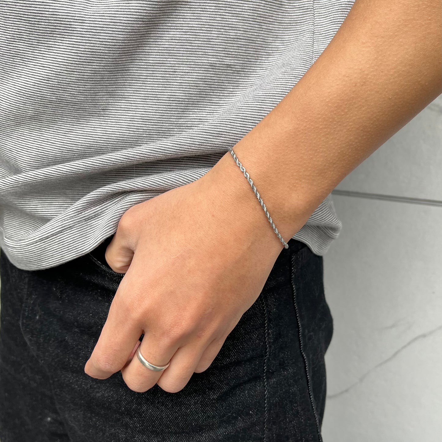 Simple chain bracelet